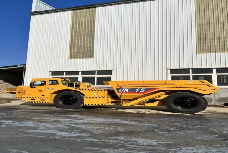 江阴市润冶重工机械有限公司供货特种装备油缸